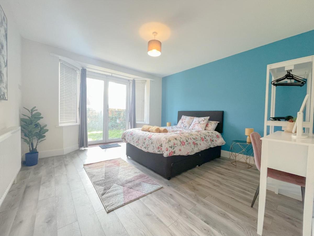 Large 3 Bedroom & 2 Bath - Ground Floor With Parking Bournemouth Exterior foto